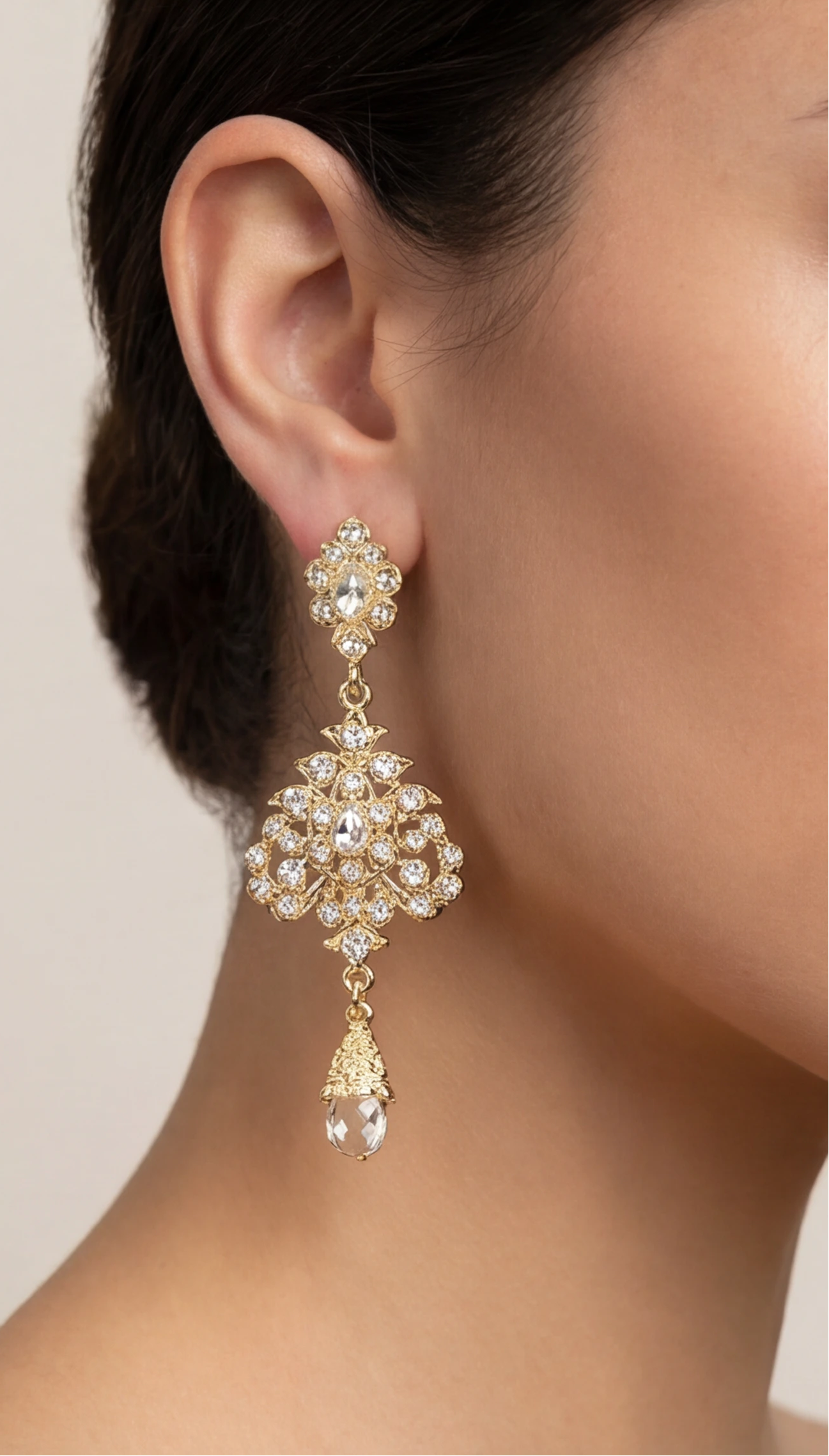 White Gold Jiwon Earrings