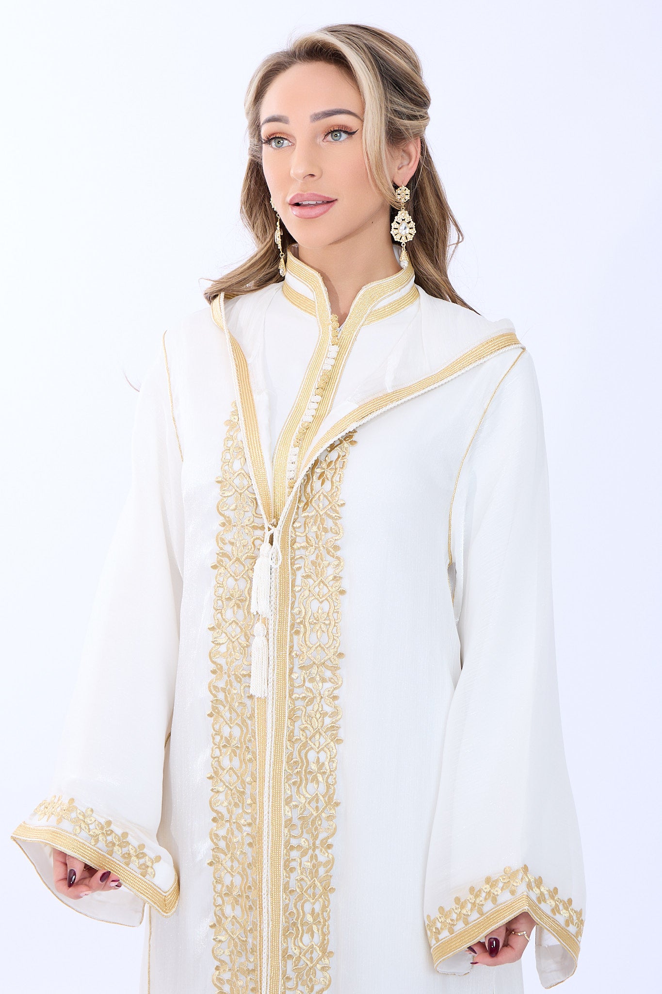 Jalaba Najla Brokenwhite