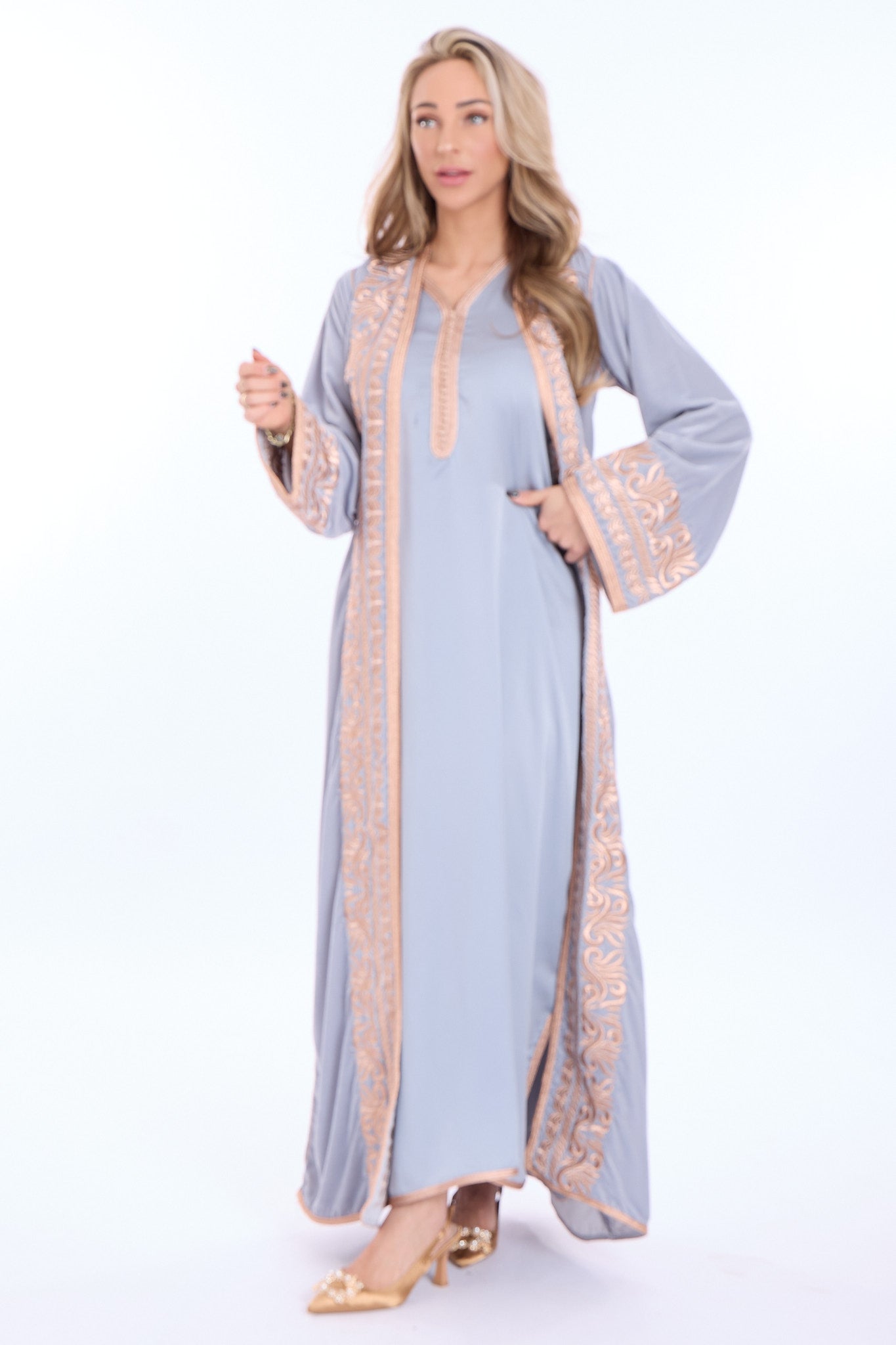 Kimono Munira Gray