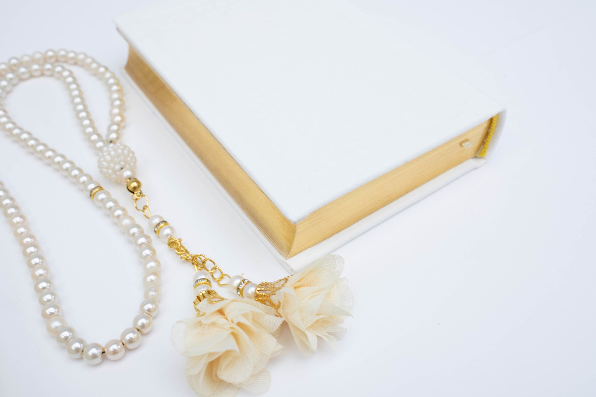 Mini Quran and Prayer White