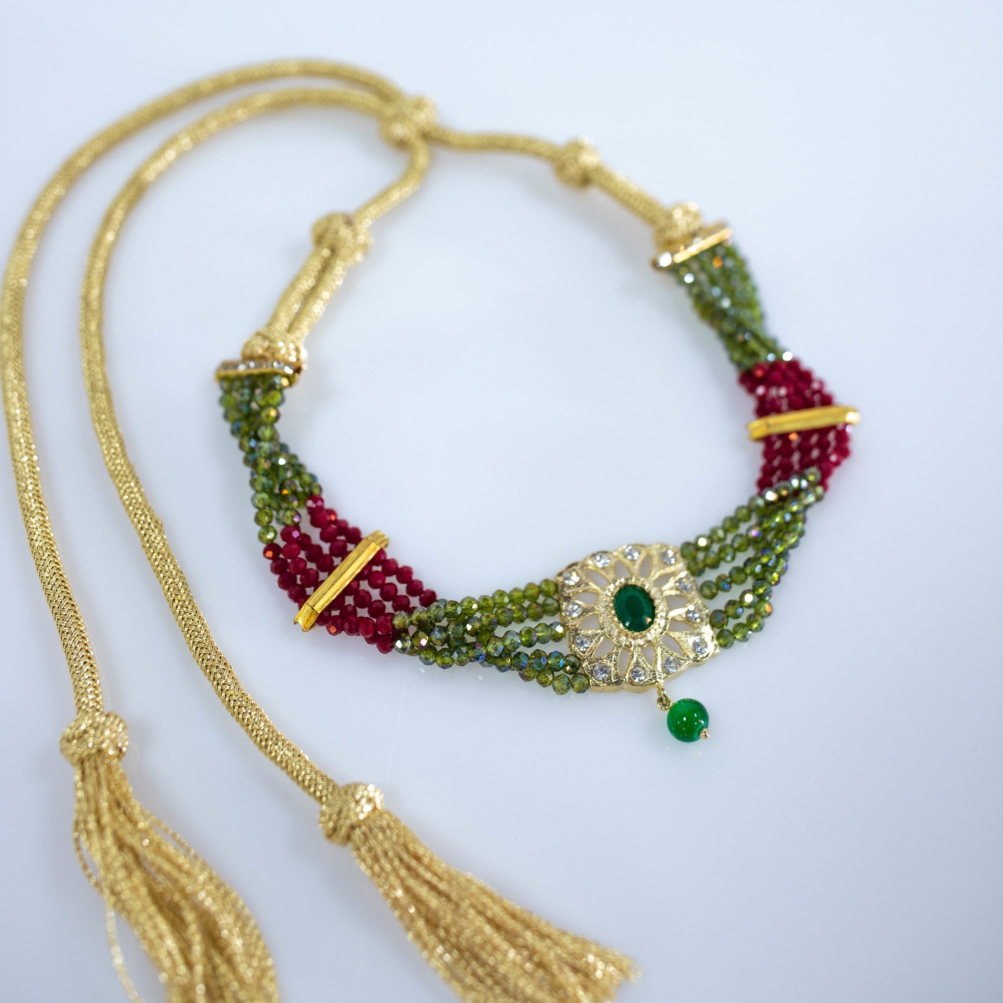 Green necklace Luy
