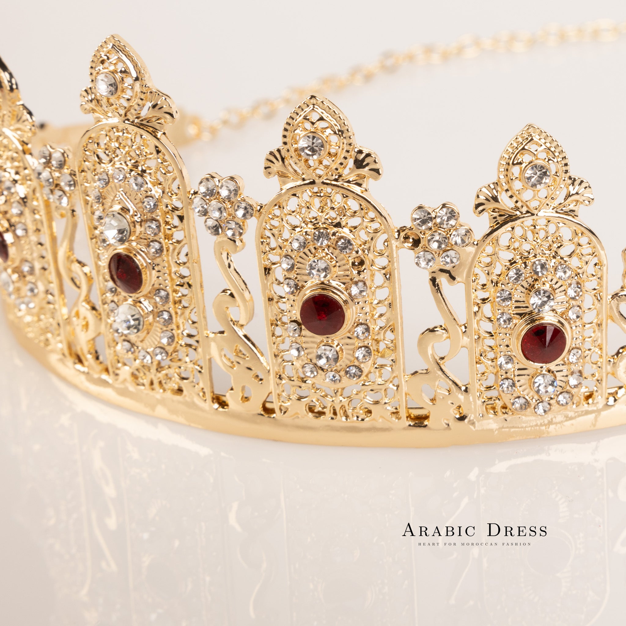 Crown mus red gold