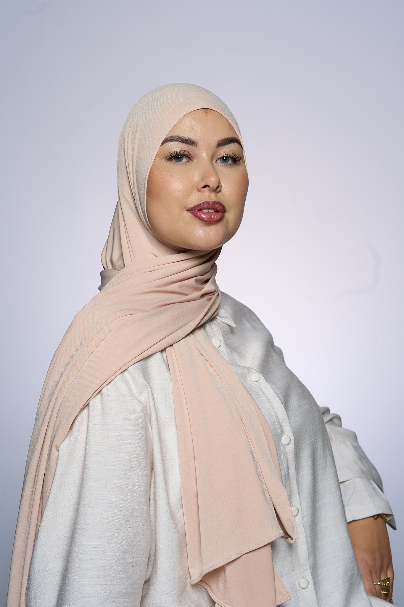 Premium Jersey Hijab Fin - Light Nany