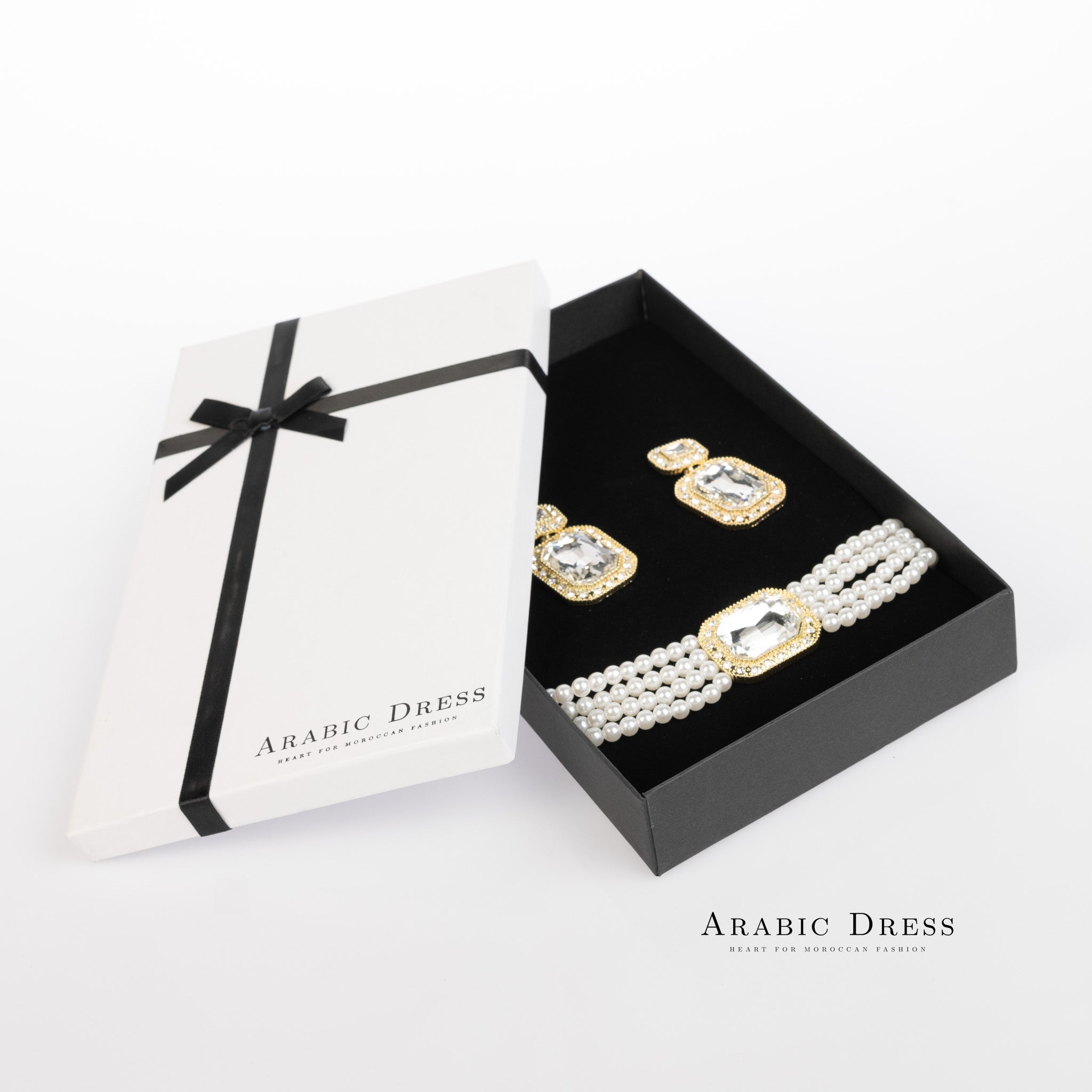 Gift box White/Black Medium