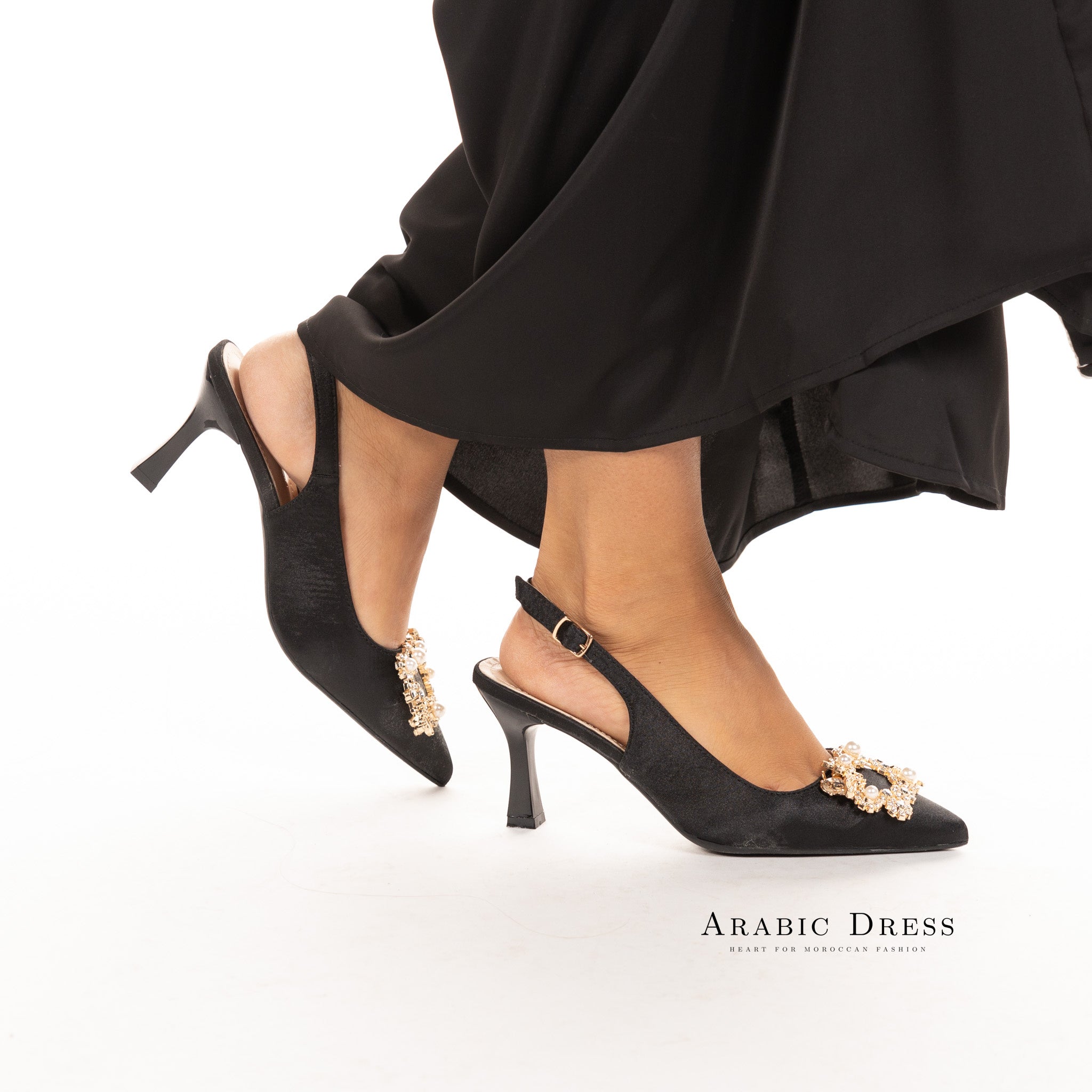 Neyla Heels Black