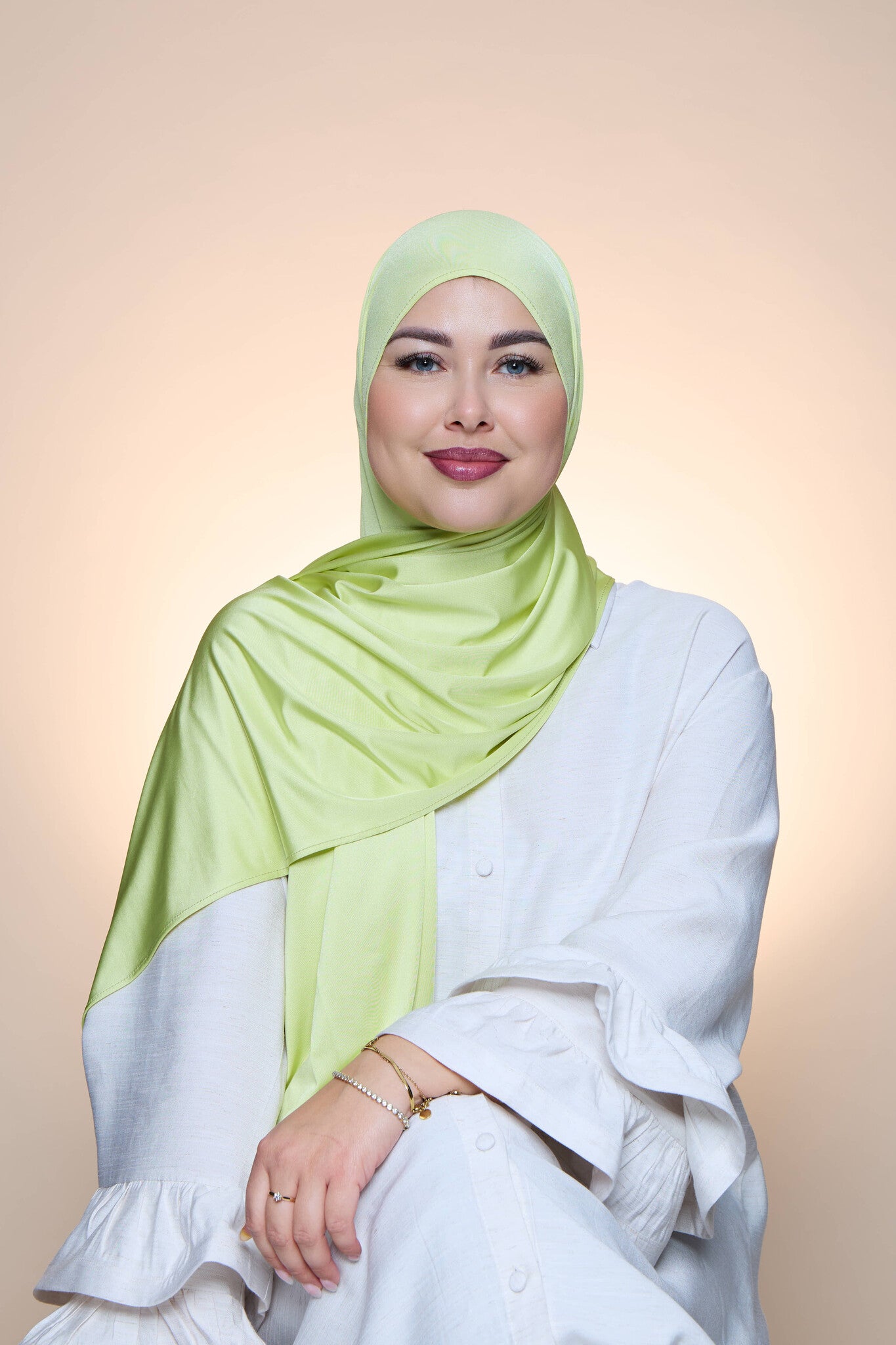 Hijab Premium Satin Mae Tea Green