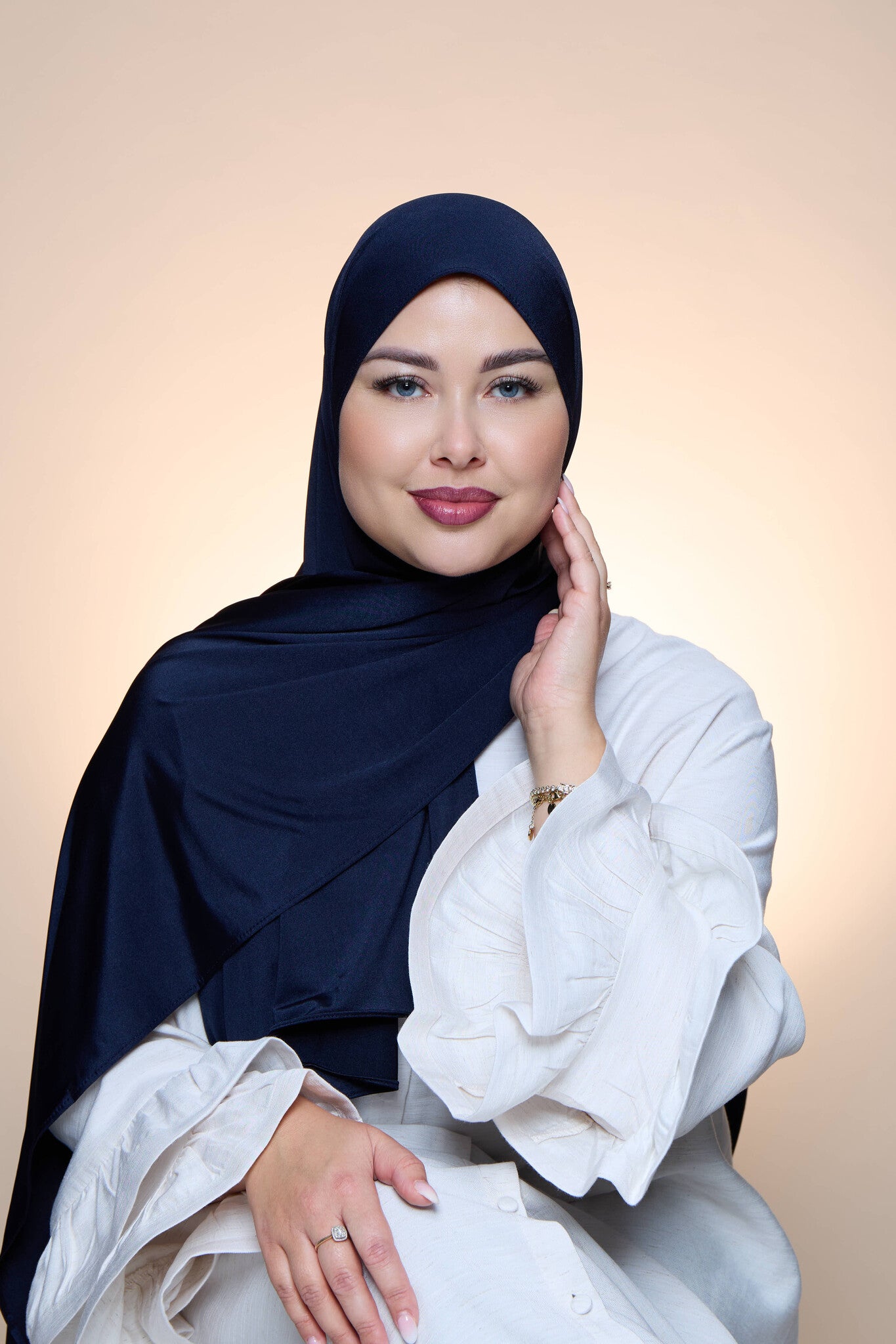 Hijab Premium Satin Mae Oxfordblue