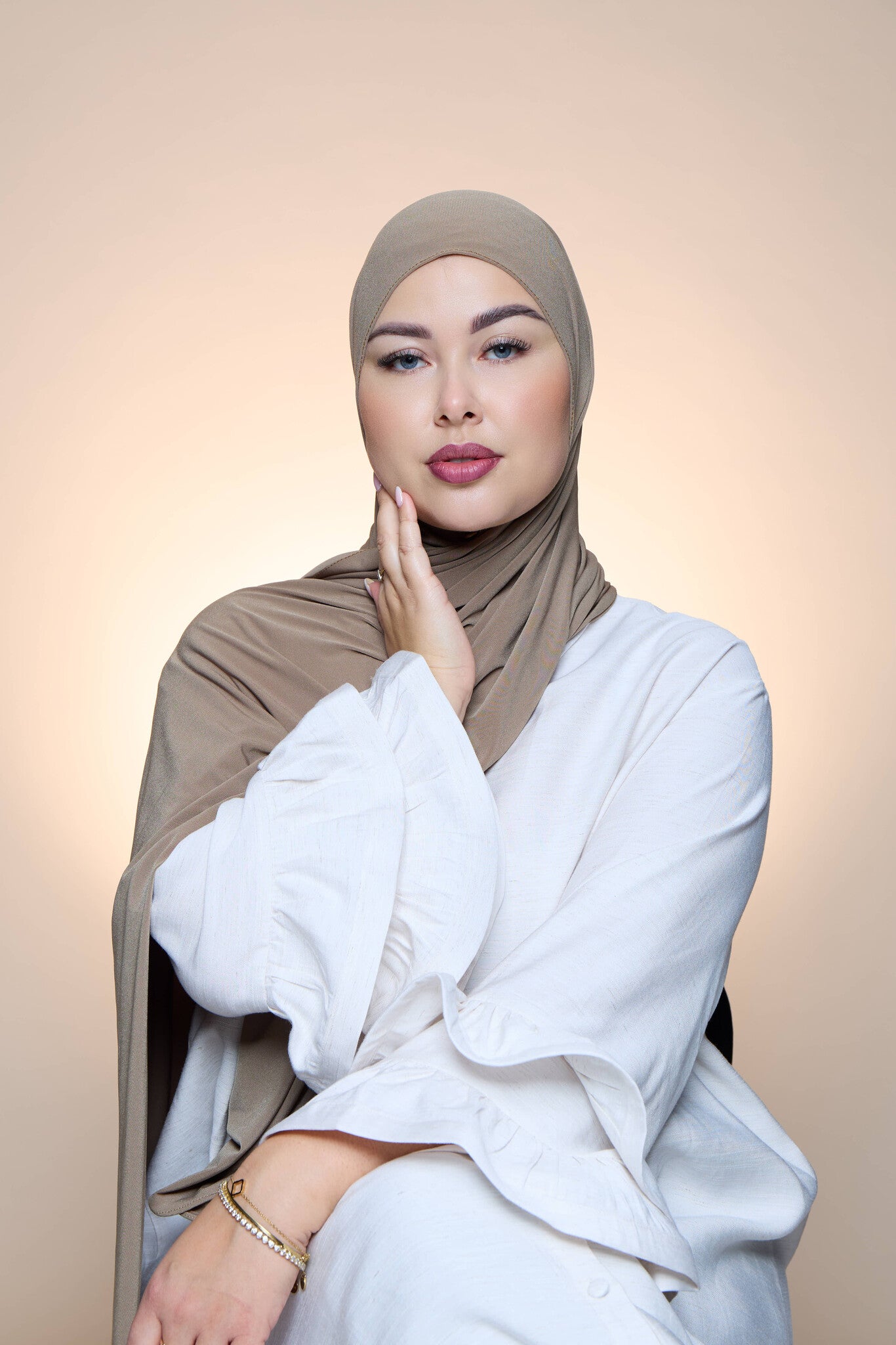 Premium Jersey Hijab Fin - Light Oyster