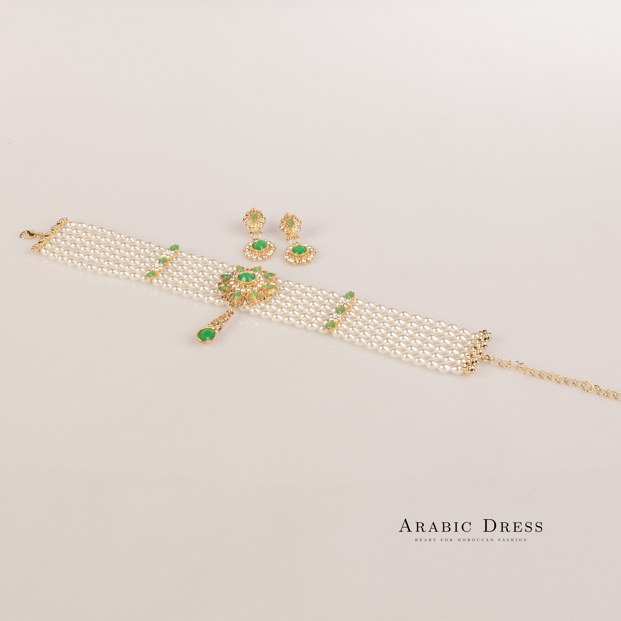 Sisi pearl green necklace set