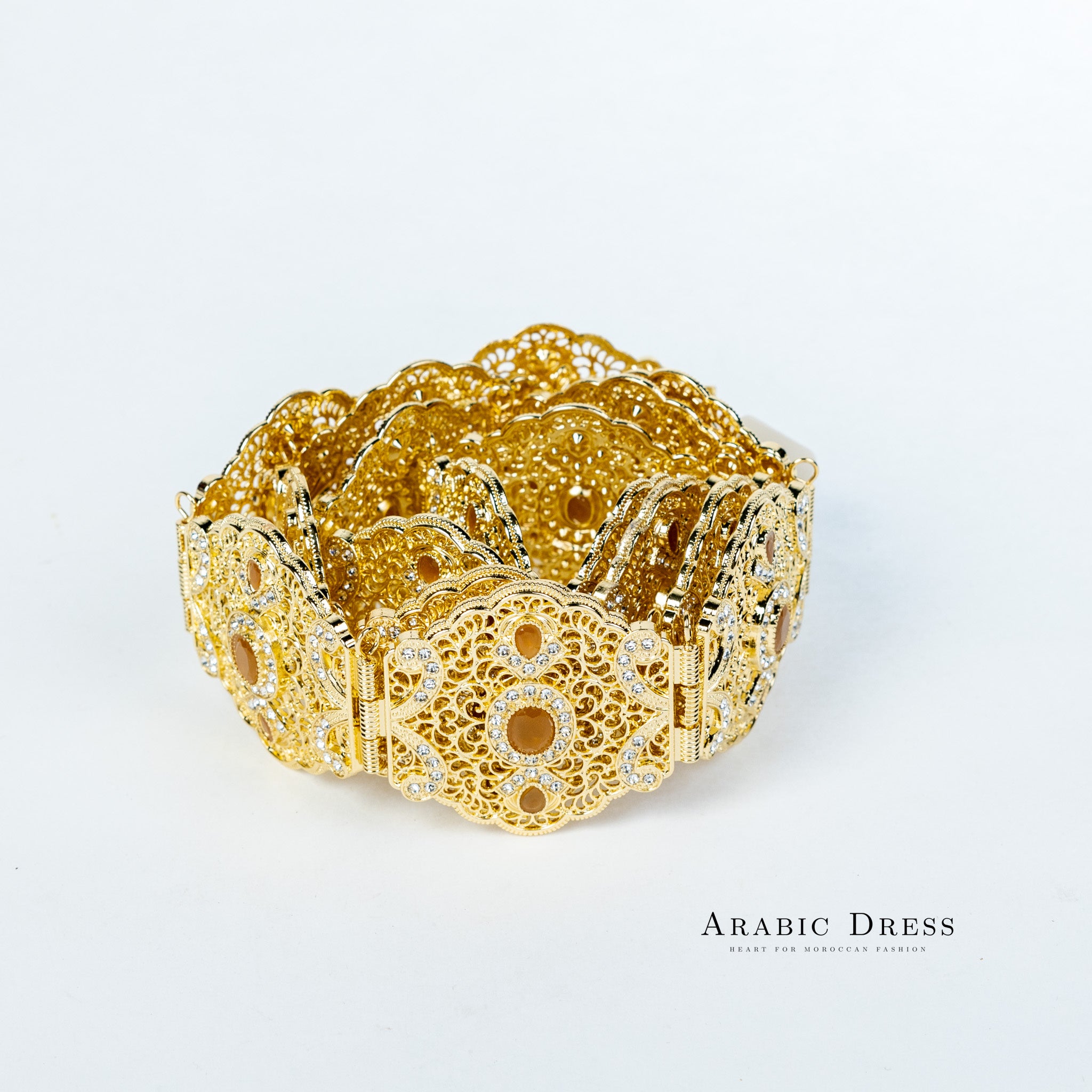 Ahri Gold/Brown Belt