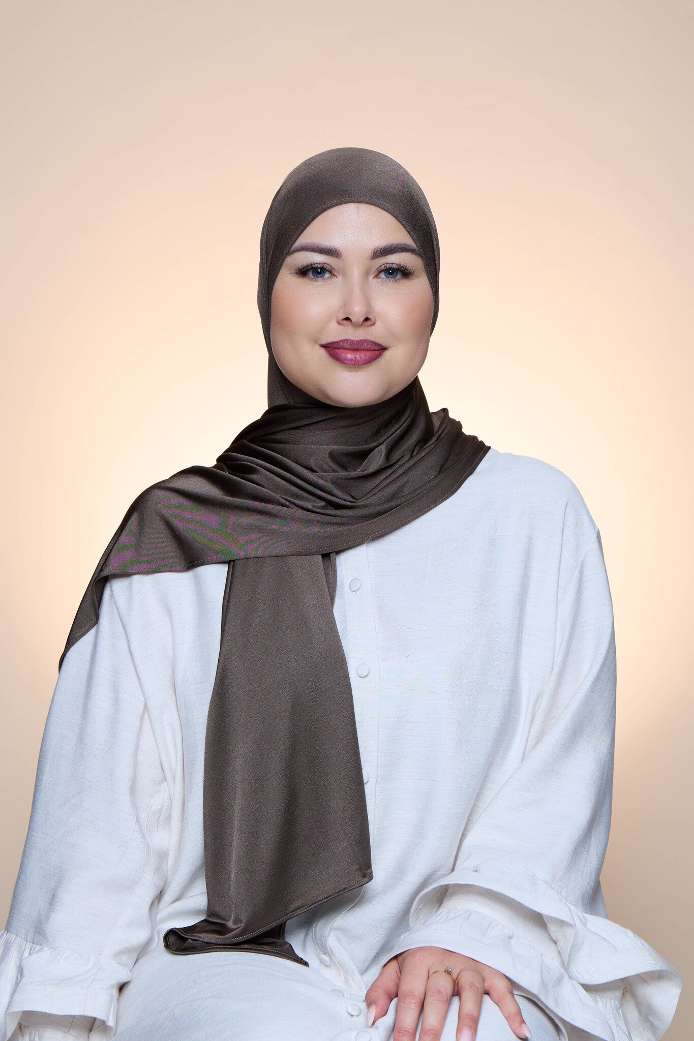 Hijab Premium Satin Mae Darkolive Green