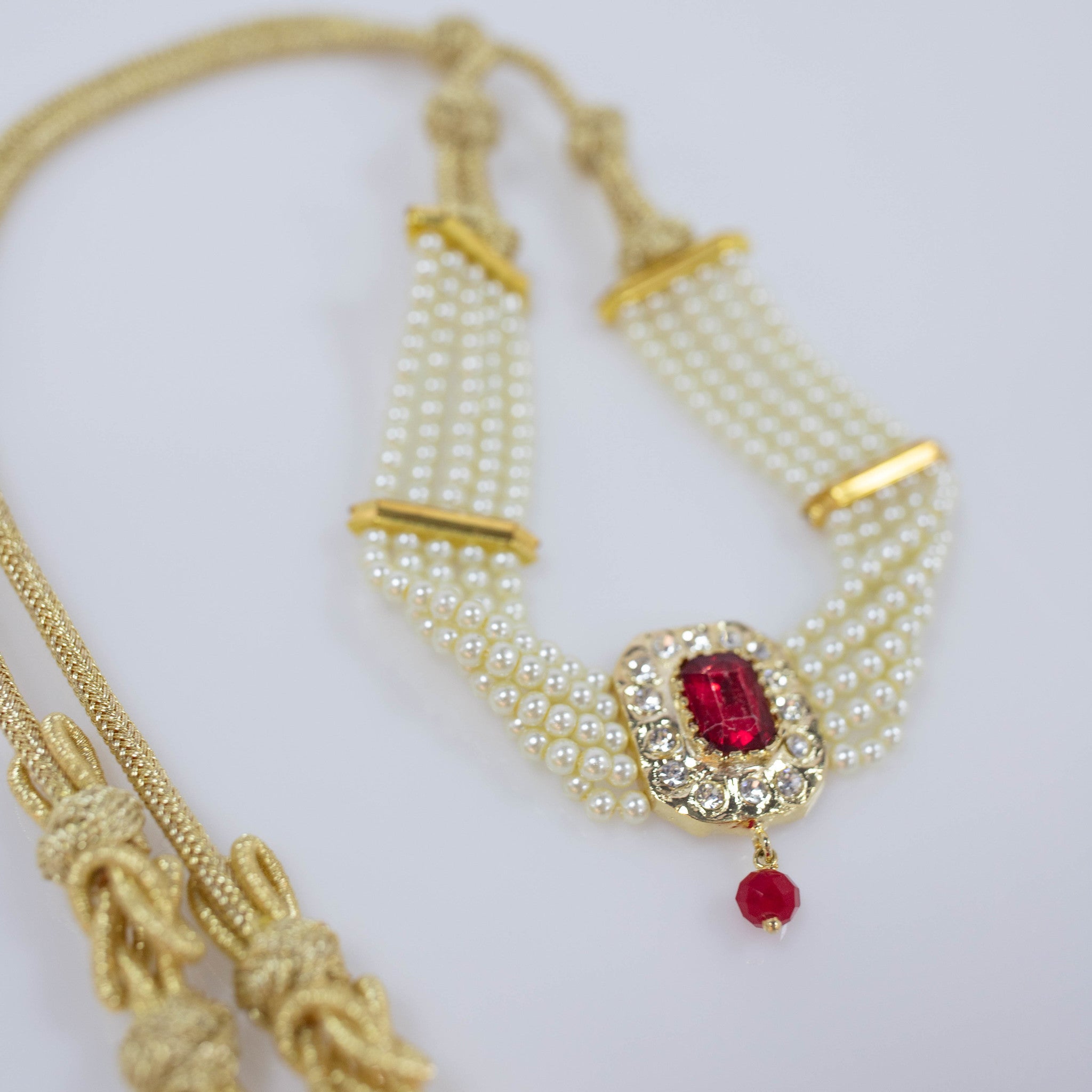 RED PEARL NECKLACE