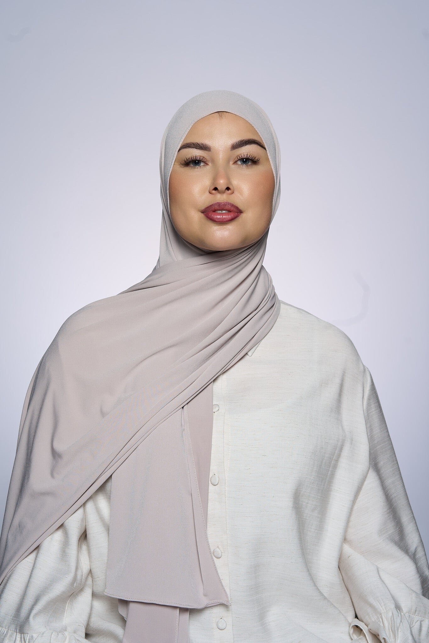 Premium Jersey Hijab Fin - Light Almond