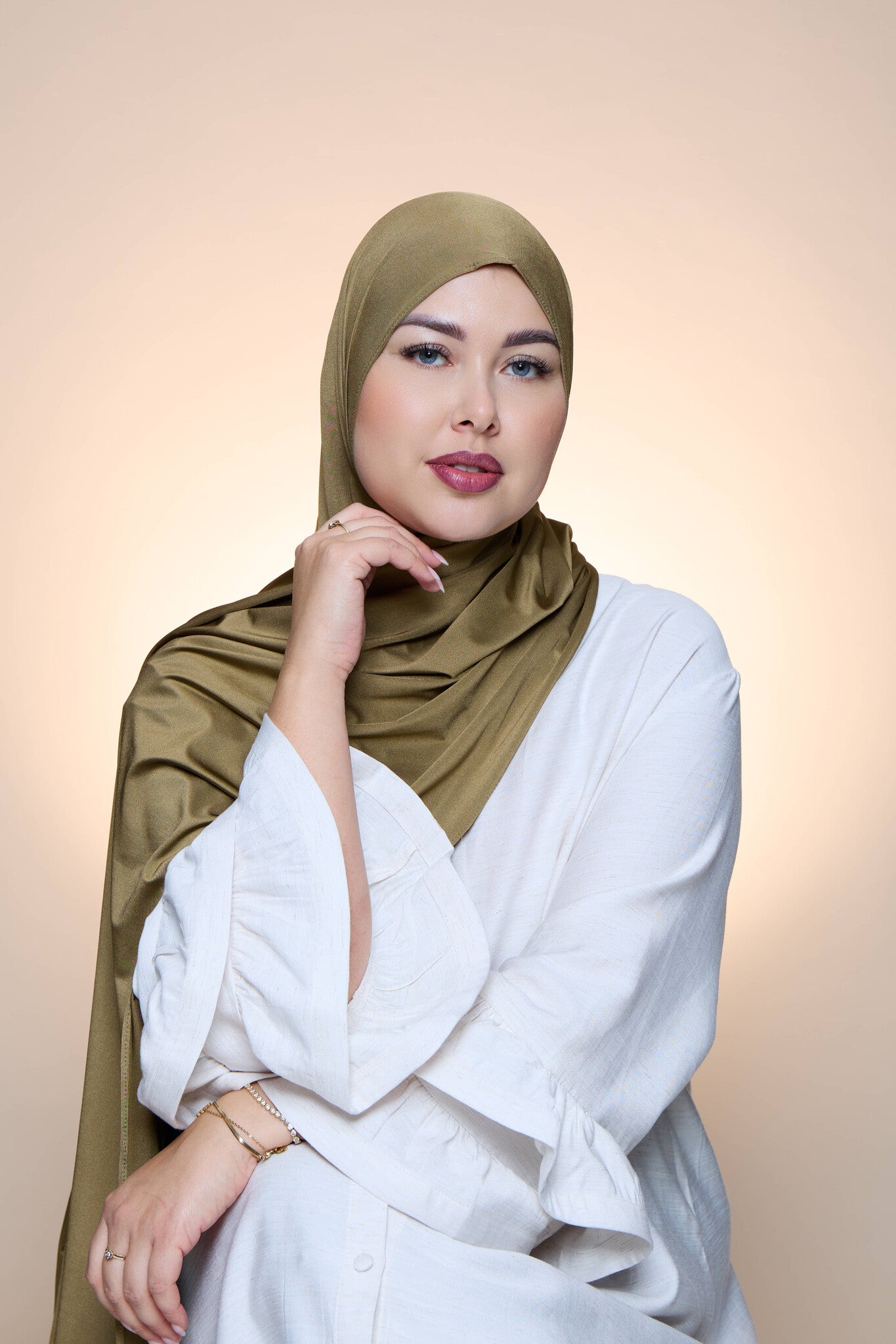 Hijab Premium Satin Mae Kaki