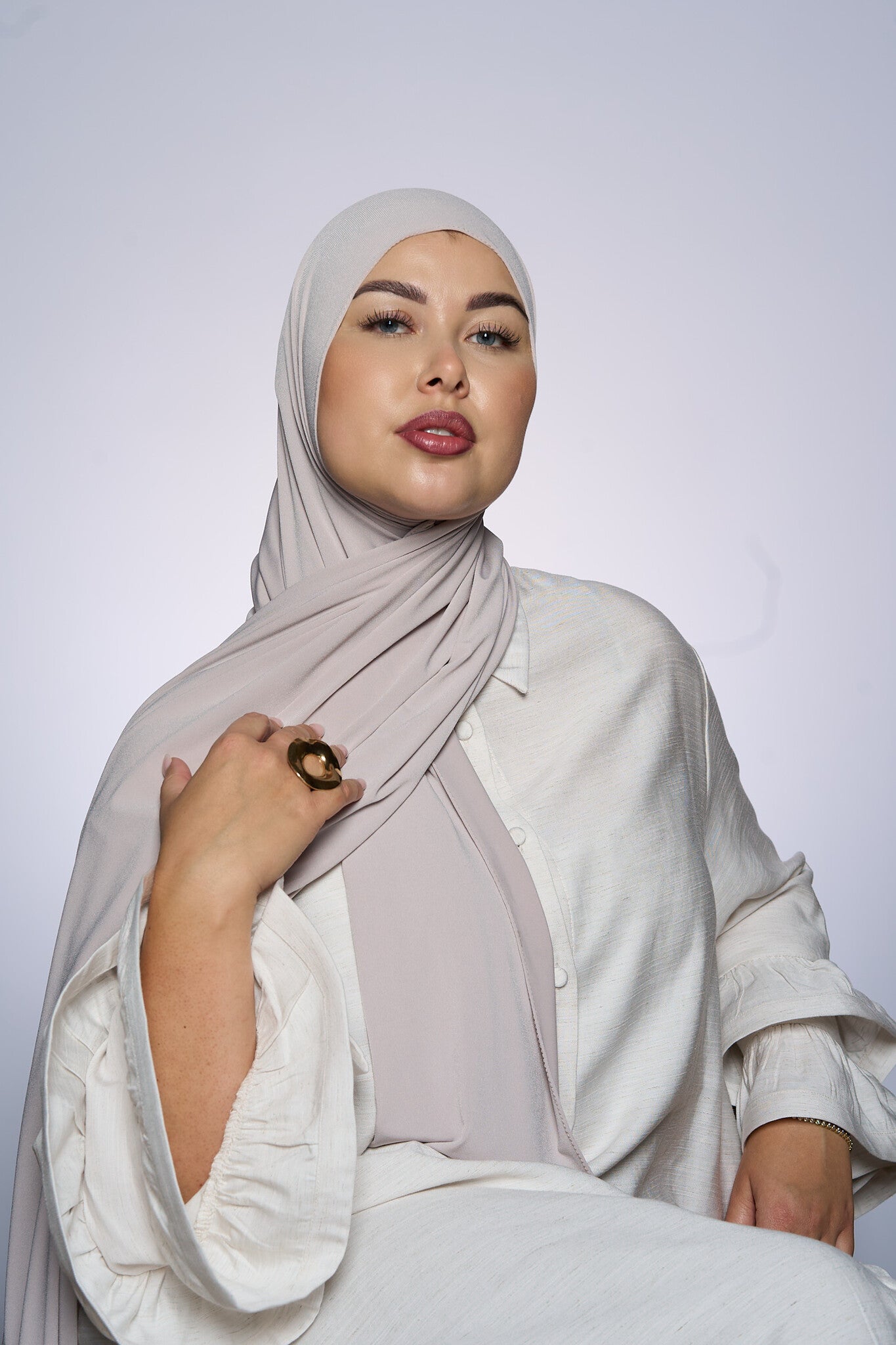 Premium Jersey Hijab Fin - Light Almond