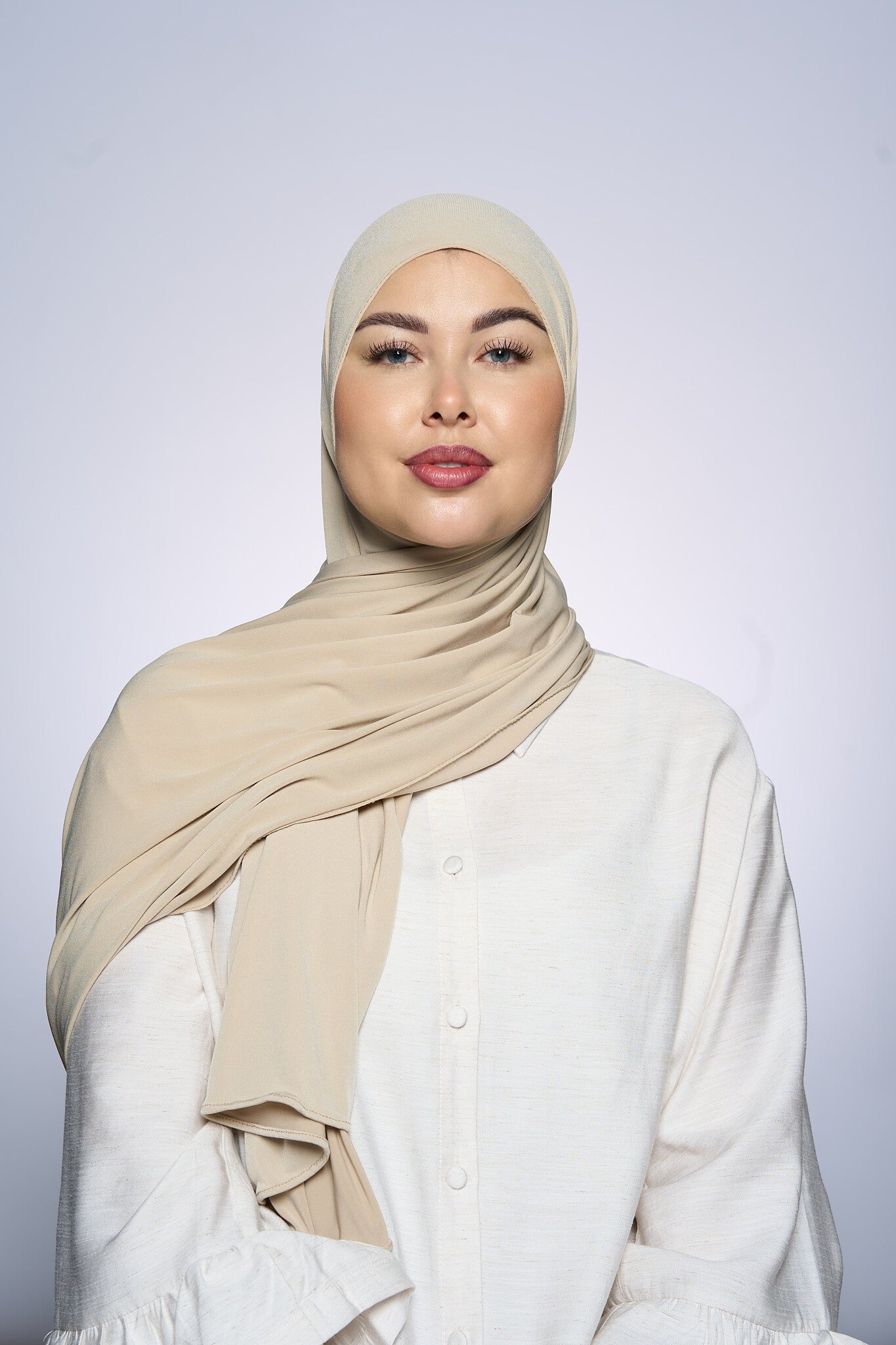 Premium Jersey Hijab Fin -  Almond
