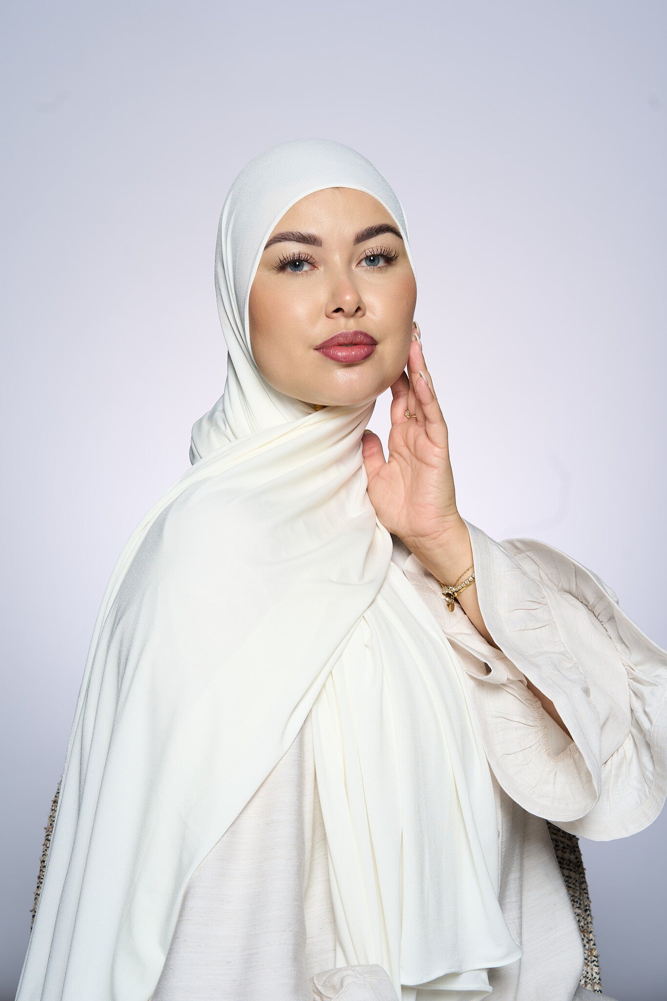 Premium Jersey Hijab Fin -  Ivory