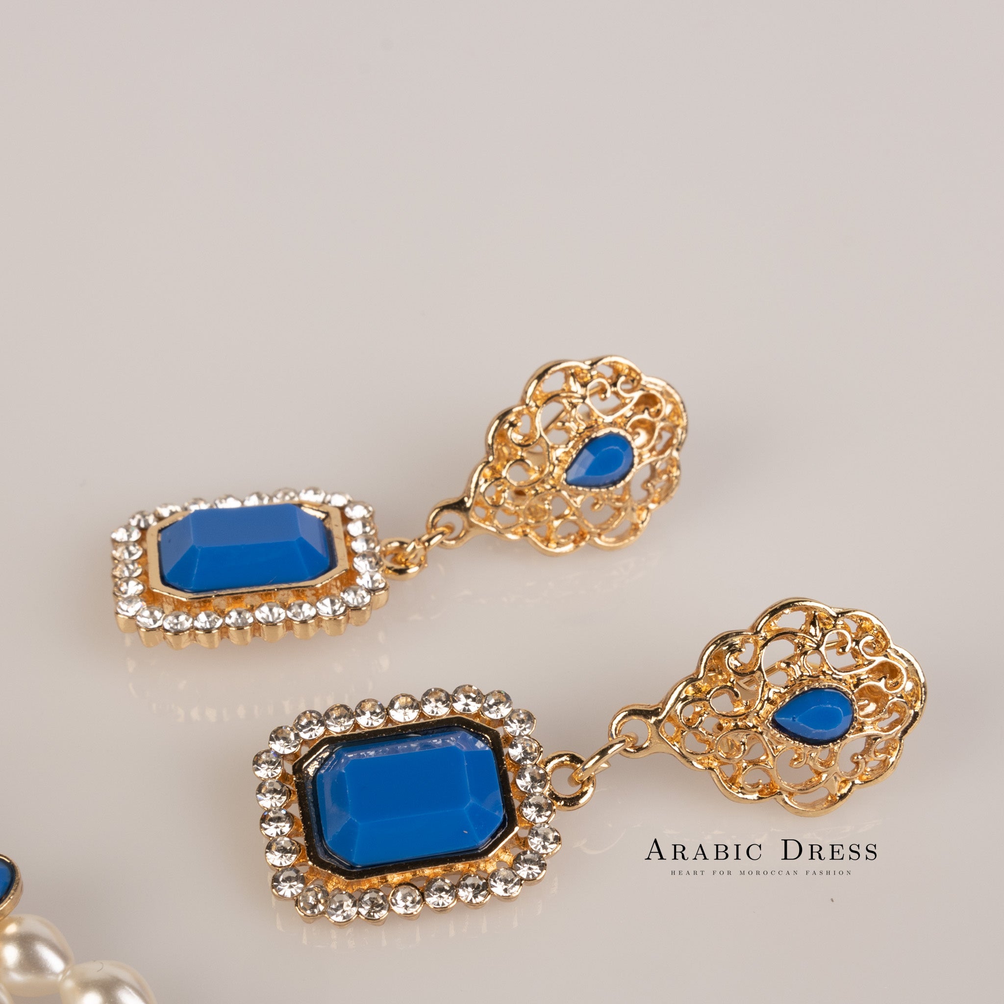 Nono pearl  blue necklace set