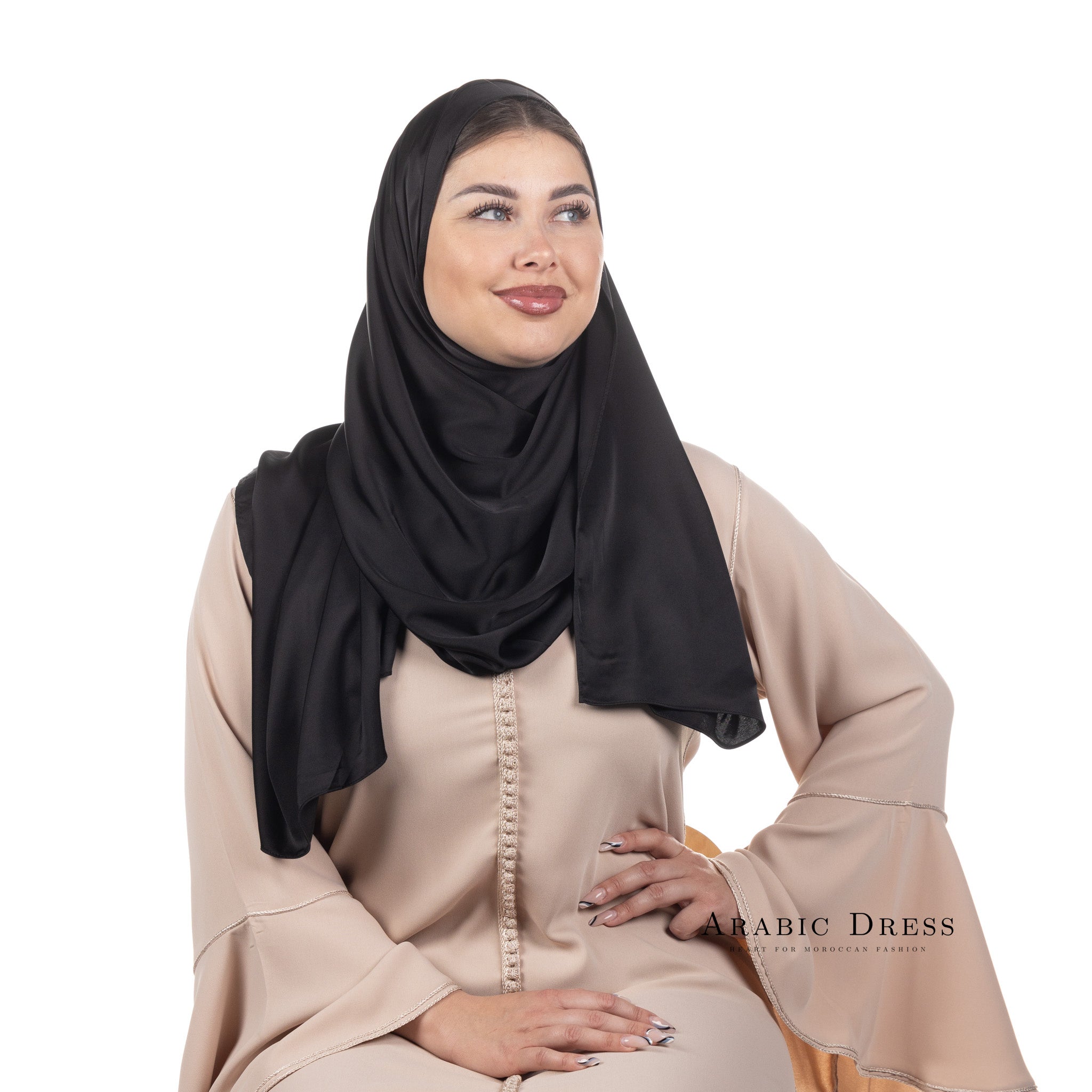Hijab Lussi Satin Black