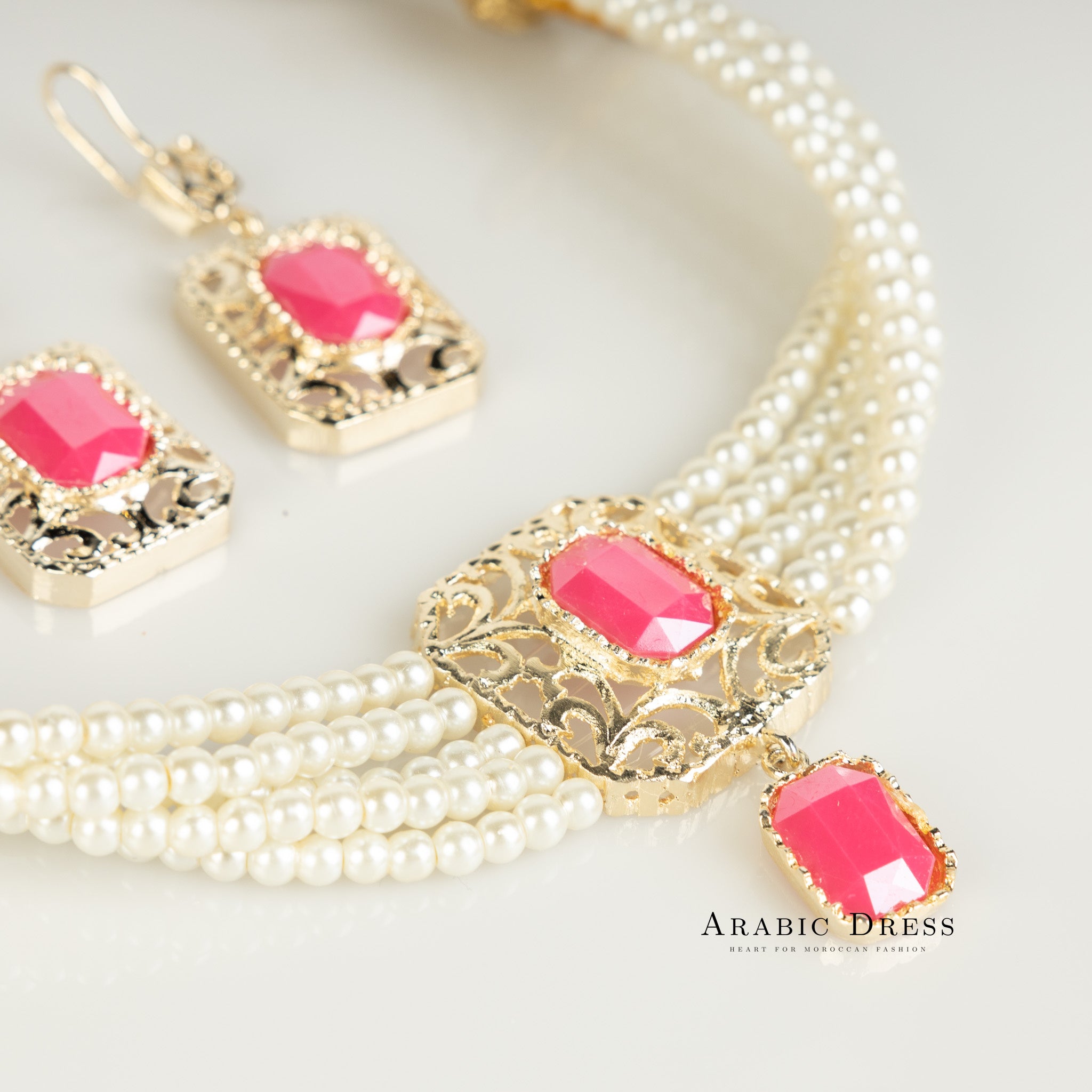 Pearl Pink Nifa necklace set