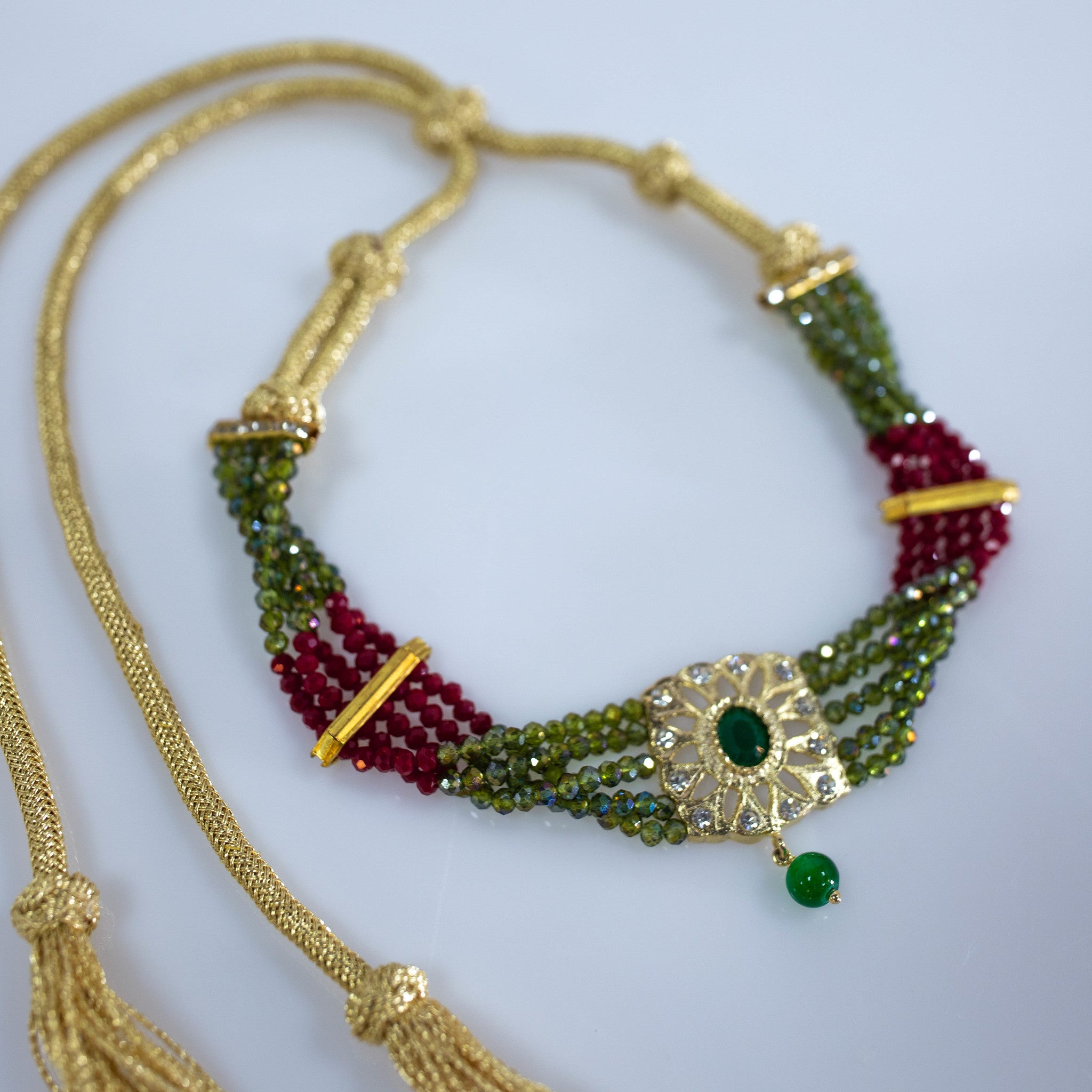 Green necklace Luy
