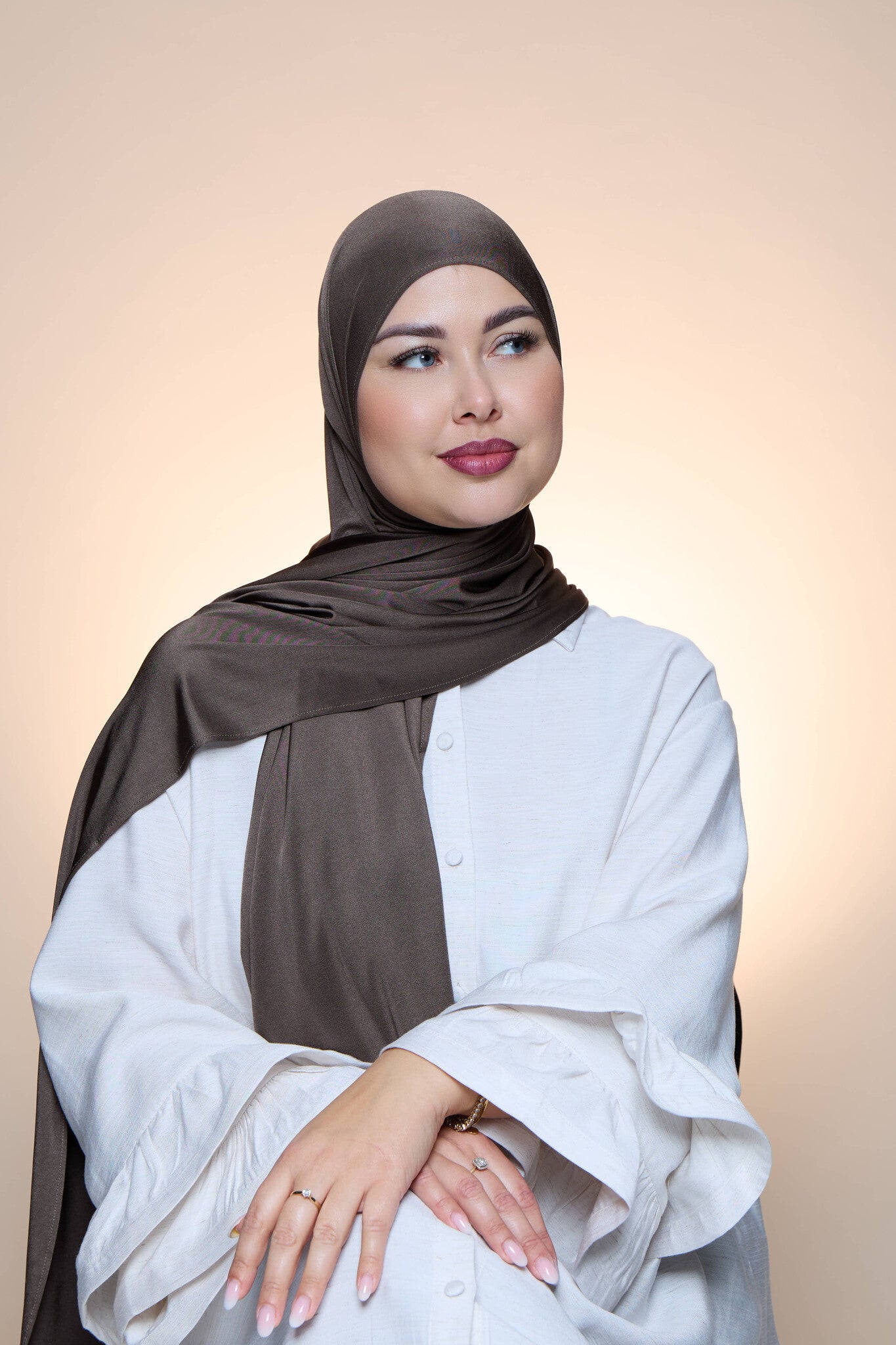 Hijab Premium Satin  Mae  Darkolive Green